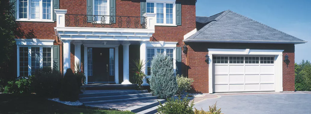 Cambridge CL, 16' x 7', Ice White door and overlays, 8 lite Panoramic windows